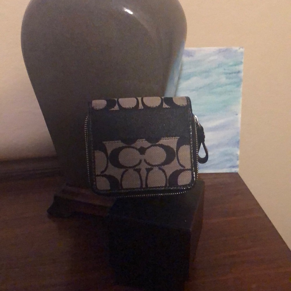 Coach wallet - Picture 3 of 3